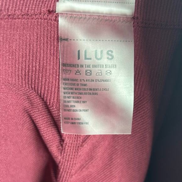 Ilus Label Seamlux Intensify Leggings XXL NWT - Picture 9 of 10